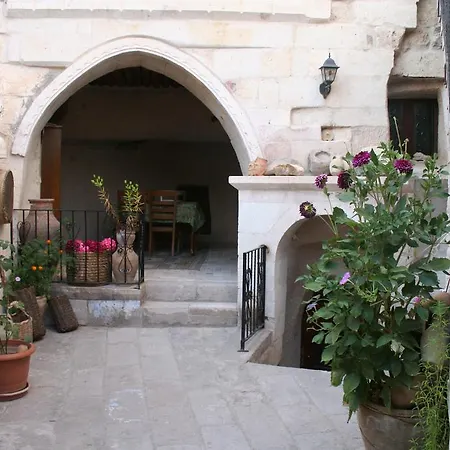 Babayan Evi Cave Inn