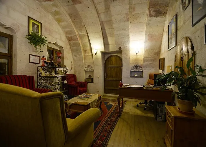 イン Babayan Evi Cave 3*