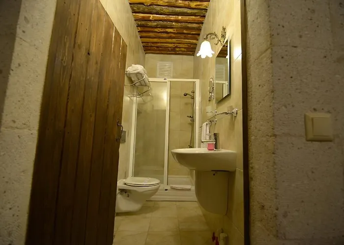 イン Babayan Evi Cave