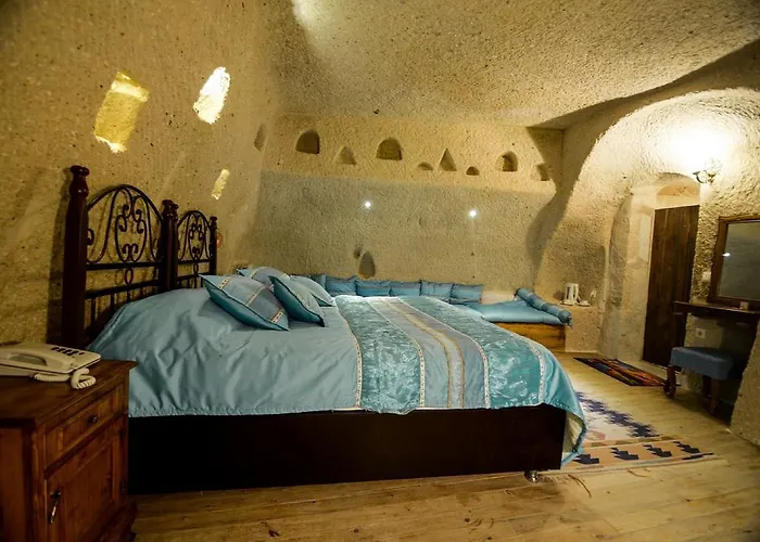 イン Babayan Evi Cave 3*