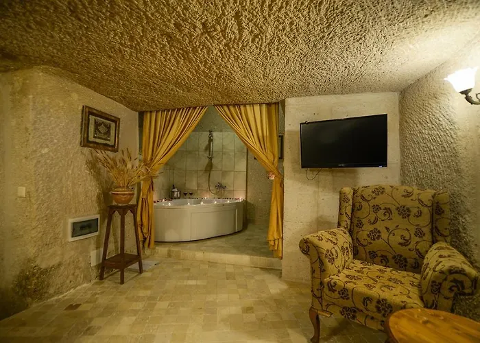 Babayan Evi Cave イン 3*