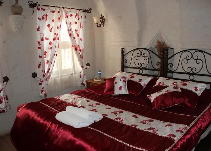 イン Babayan Evi Cave 3*