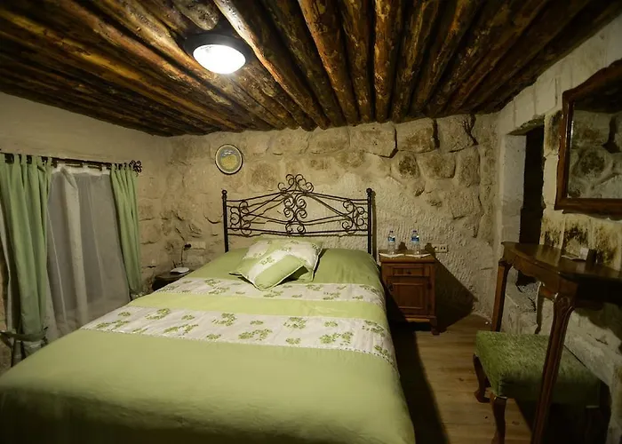 イン Babayan Evi Cave 3*