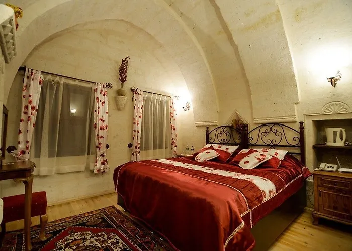 イン Babayan Evi Cave