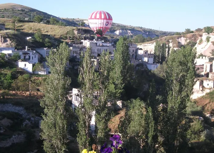 イン Babayan Evi Cave